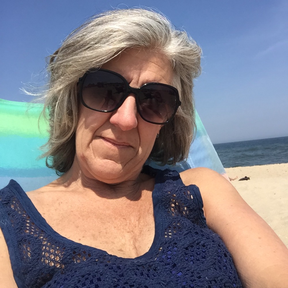 Meet your Posher, Suellen